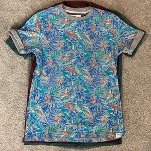 Lot of 5 Tee Shirts